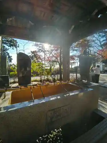 高尾山薬王院の手水舎