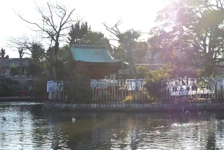 旗上弁財天社の本殿・本堂