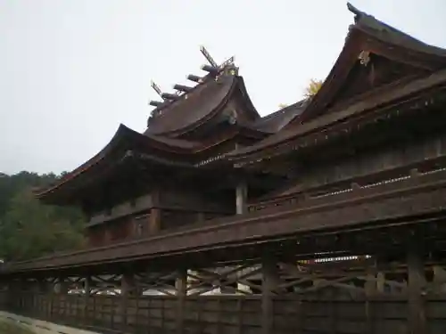 中山神社の本殿