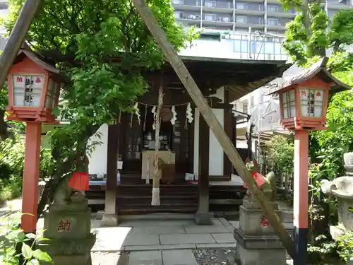 四谷於岩稲荷田宮神社の本殿・本堂