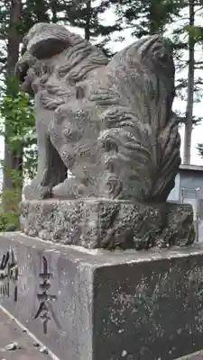 倶知安神社の狛犬