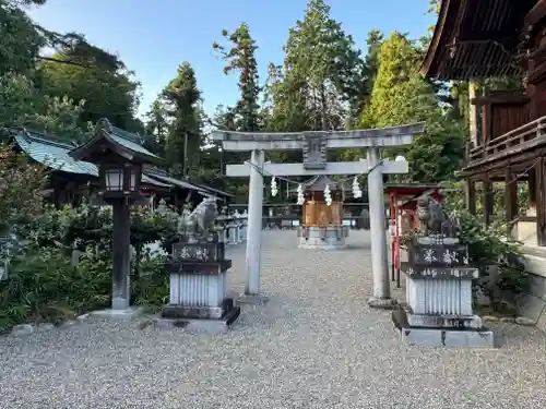 沙沙貴神社の末社・摂社