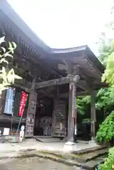 岩之上堂の本殿