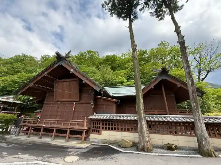 伊香保神社の{uncategorized: "未分類", other: "その他", undefined: "問題あり", building: "その他建物", grave: "お墓", sacred_gate: "鳥居", guardian: "狛犬", statue: "像", buddha: "仏像", history: "歴史", nature: "自然", garden: "庭園", animal: "動物", pagoda: "塔", temizu: "手水舎", mountain_gate: "山門・神門", sanctuary: "本殿・本堂", subordinate: "末社・摂社", art: "芸術", scenery: "景色", jizo: "地蔵", ema: "絵馬", goshuin: "御朱印", omikuji: "おみくじ", items: "授与品その他", amulet: "お守り", goshuincho: "御朱印帳", eats: "食事", festival: "お祭り", votive_dance: "神楽", shichigosan: "七五三参", wedding: "結婚式", experience: "体験その他", initially: "初詣", around: "周辺", anti_infection: "感染症対策"}