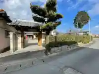 西休寺の{uncategorized: "未分類", other: "その他", undefined: "問題あり", building: "その他建物", grave: "お墓", sacred_gate: "鳥居", guardian: "狛犬", statue: "像", buddha: "仏像", history: "歴史", nature: "自然", garden: "庭園", animal: "動物", pagoda: "塔", temizu: "手水舎", mountain_gate: "山門・神門", sanctuary: "本殿・本堂", subordinate: "末社・摂社", art: "芸術", scenery: "景色", jizo: "地蔵", ema: "絵馬", goshuin: "御朱印", omikuji: "おみくじ", items: "授与品その他", amulet: "お守り", goshuincho: "御朱印帳", eats: "食事", festival: "お祭り", votive_dance: "神楽", shichigosan: "七五三参", wedding: "結婚式", experience: "体験その他", initially: "初詣", around: "周辺", anti_infection: "感染症対策"}