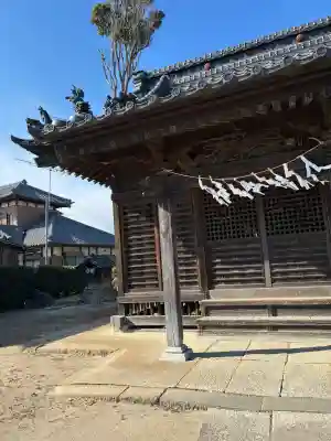 久伊豆神社の{uncategorized: "未分類", other: "その他", undefined: "問題あり", building: "その他建物", grave: "お墓", sacred_gate: "鳥居", guardian: "狛犬", statue: "像", buddha: "仏像", history: "歴史", nature: "自然", garden: "庭園", animal: "動物", pagoda: "塔", temizu: "手水舎", mountain_gate: "山門・神門", sanctuary: "本殿・本堂", subordinate: "末社・摂社", art: "芸術", scenery: "景色", jizo: "地蔵", ema: "絵馬", goshuin: "御朱印", omikuji: "おみくじ", items: "授与品その他", amulet: "お守り", goshuincho: "御朱印帳", eats: "食事", festival: "お祭り", votive_dance: "神楽", shichigosan: "七五三参", wedding: "結婚式", experience: "体験その他", initially: "初詣", around: "周辺", anti_infection: "感染症対策"}