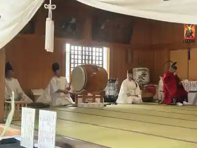 大宮神社の{uncategorized: "未分類", other: "その他", undefined: "問題あり", building: "その他建物", grave: "お墓", sacred_gate: "鳥居", guardian: "狛犬", statue: "像", buddha: "仏像", history: "歴史", nature: "自然", garden: "庭園", animal: "動物", pagoda: "塔", temizu: "手水舎", mountain_gate: "山門・神門", sanctuary: "本殿・本堂", subordinate: "末社・摂社", art: "芸術", scenery: "景色", jizo: "地蔵", ema: "絵馬", goshuin: "御朱印", omikuji: "おみくじ", items: "授与品その他", amulet: "お守り", goshuincho: "御朱印帳", eats: "食事", festival: "お祭り", votive_dance: "神楽", shichigosan: "七五三参", wedding: "結婚式", experience: "体験その他", initially: "初詣", around: "周辺", anti_infection: "感染症対策"}