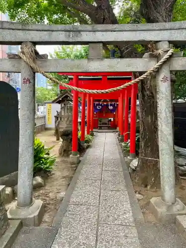 千種稲荷神社の鳥居