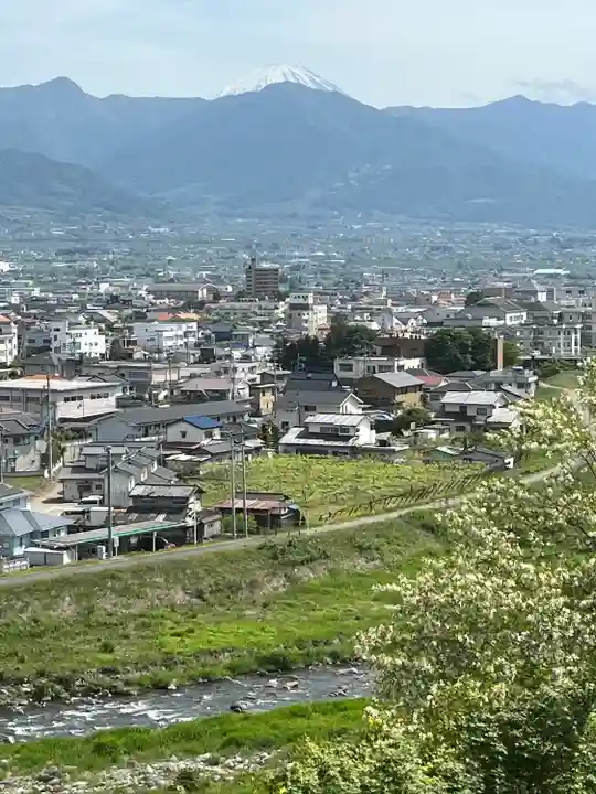 差出磯大嶽山神社 仕事と健康と厄よけの神さま(山梨県)