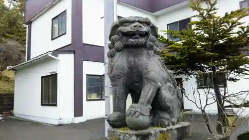 浦河神社の狛犬