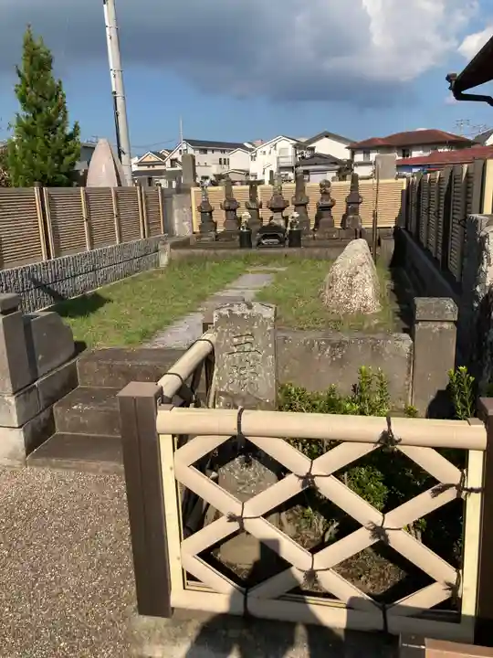 延命寺(逗子大師延命寺)のお墓