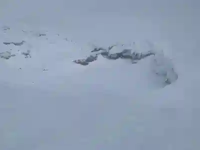 刈田嶺神社(奥宮)の{uncategorized: "未分類", other: "その他", undefined: "問題あり", building: "その他建物", grave: "お墓", sacred_gate: "鳥居", guardian: "狛犬", statue: "像", buddha: "仏像", history: "歴史", nature: "自然", garden: "庭園", animal: "動物", pagoda: "塔", temizu: "手水舎", mountain_gate: "山門・神門", sanctuary: "本殿・本堂", subordinate: "末社・摂社", art: "芸術", scenery: "景色", jizo: "地蔵", ema: "絵馬", goshuin: "御朱印", omikuji: "おみくじ", items: "授与品その他", amulet: "お守り", goshuincho: "御朱印帳", eats: "食事", festival: "お祭り", votive_dance: "神楽", shichigosan: "七五三参", wedding: "結婚式", experience: "体験その他", initially: "初詣", around: "周辺", anti_infection: "感染症対策"}