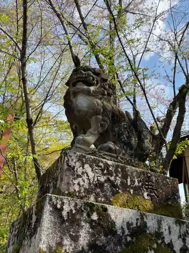 粟田神社の狛犬