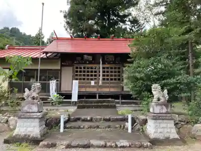 諏訪神社の本殿・本堂