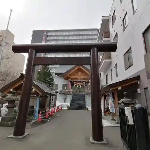 札幌祖霊神社の鳥居