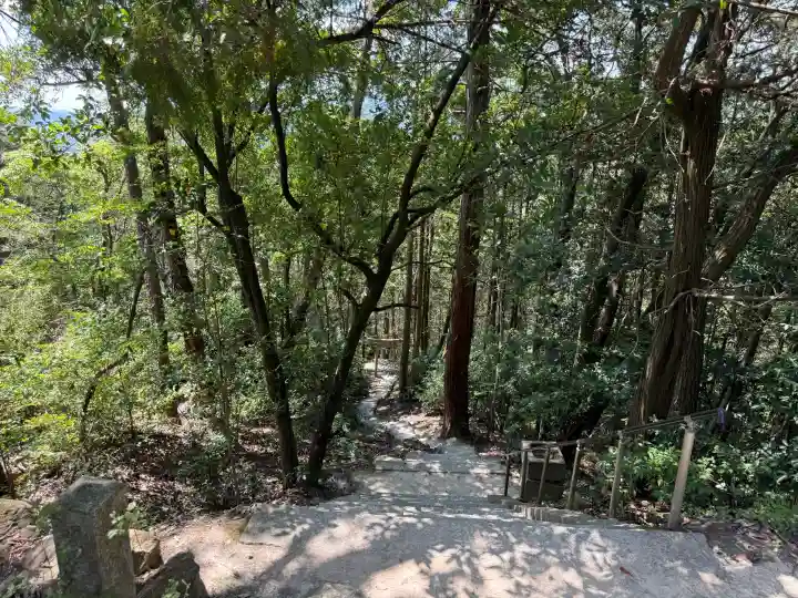 石上布都魂神社(岡山県)