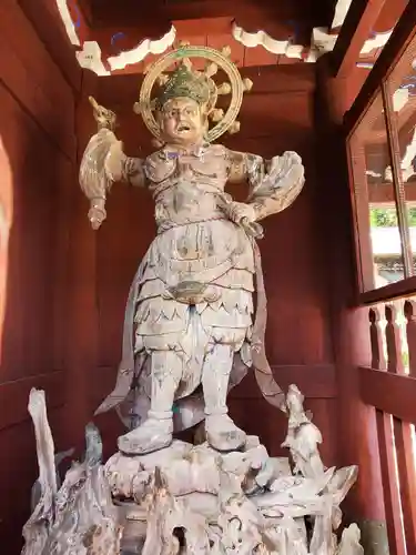 興禅寺の像