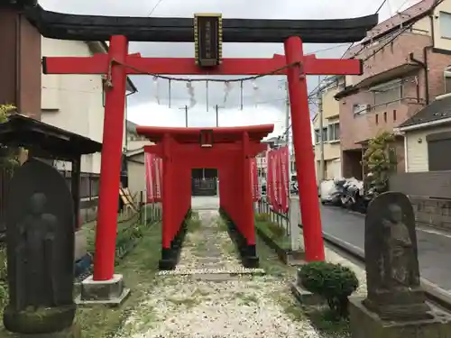 道念稲荷神社の鳥居