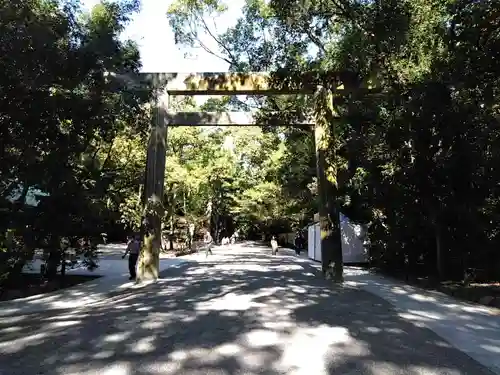 熱田神宮の鳥居