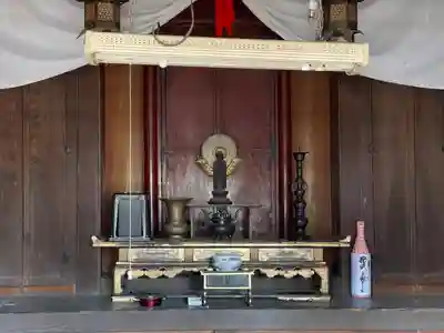 伊庭薬師堂(滋賀県)