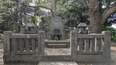 大臣塚古墳のお墓