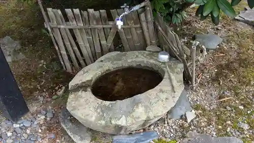 弘徳寺の手水舎