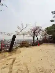 宝塚神社の景色