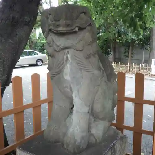 嶺御嶽神社の狛犬