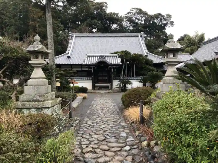 能満寺の本殿・本堂