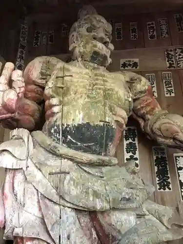 竹林寺の像