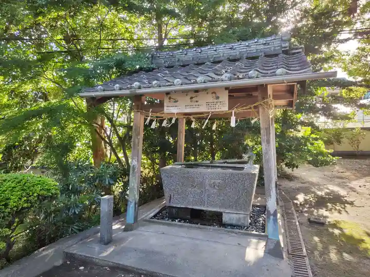 諏訪神社の手水舎