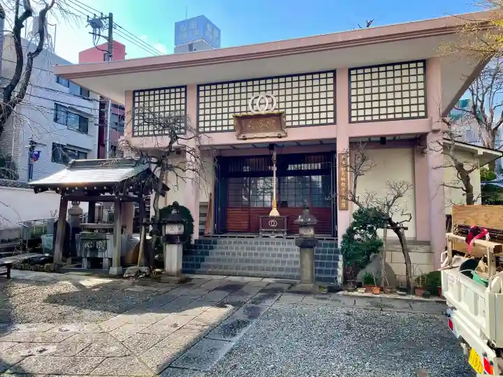 聖輪寺の{uncategorized: "未分類", other: "その他", undefined: "問題あり", building: "その他建物", grave: "お墓", sacred_gate: "鳥居", guardian: "狛犬", statue: "像", buddha: "仏像", history: "歴史", nature: "自然", garden: "庭園", animal: "動物", pagoda: "塔", temizu: "手水舎", mountain_gate: "山門・神門", sanctuary: "本殿・本堂", subordinate: "末社・摂社", art: "芸術", scenery: "景色", jizo: "地蔵", ema: "絵馬", goshuin: "御朱印", omikuji: "おみくじ", items: "授与品その他", amulet: "お守り", goshuincho: "御朱印帳", eats: "食事", festival: "お祭り", votive_dance: "神楽", shichigosan: "七五三参", wedding: "結婚式", experience: "体験その他", initially: "初詣", around: "周辺", anti_infection: "感染症対策"}