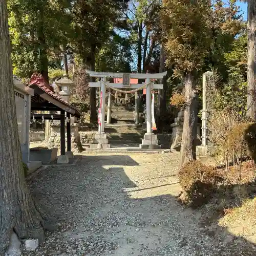 隠津島神社の{uncategorized: "未分類", other: "その他", undefined: "問題あり", building: "その他建物", grave: "お墓", sacred_gate: "鳥居", guardian: "狛犬", statue: "像", buddha: "仏像", history: "歴史", nature: "自然", garden: "庭園", animal: "動物", pagoda: "塔", temizu: "手水舎", mountain_gate: "山門・神門", sanctuary: "本殿・本堂", subordinate: "末社・摂社", art: "芸術", scenery: "景色", jizo: "地蔵", ema: "絵馬", goshuin: "御朱印", omikuji: "おみくじ", items: "授与品その他", amulet: "お守り", goshuincho: "御朱印帳", eats: "食事", festival: "お祭り", votive_dance: "神楽", shichigosan: "七五三参", wedding: "結婚式", experience: "体験その他", initially: "初詣", around: "周辺", anti_infection: "感染症対策"}