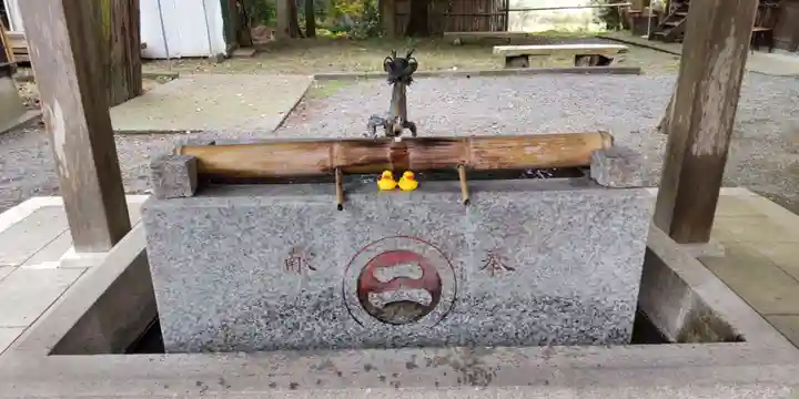 川勾神社の手水舎