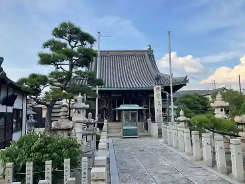 白旗観音寺の本殿・本堂