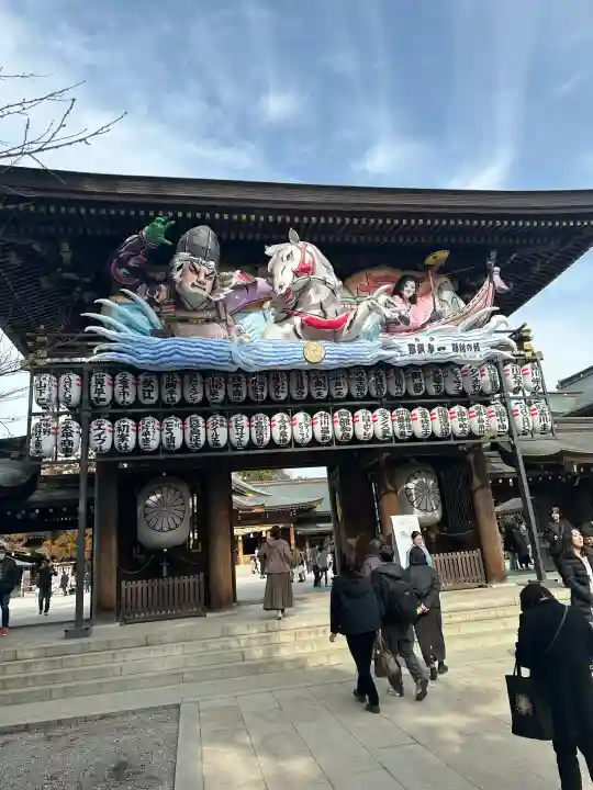 寒川神社の{uncategorized: "未分類", other: "その他", undefined: "問題あり", building: "その他建物", grave: "お墓", sacred_gate: "鳥居", guardian: "狛犬", statue: "像", buddha: "仏像", history: "歴史", nature: "自然", garden: "庭園", animal: "動物", pagoda: "塔", temizu: "手水舎", mountain_gate: "山門・神門", sanctuary: "本殿・本堂", subordinate: "末社・摂社", art: "芸術", scenery: "景色", jizo: "地蔵", ema: "絵馬", goshuin: "御朱印", omikuji: "おみくじ", items: "授与品その他", amulet: "お守り", goshuincho: "御朱印帳", eats: "食事", festival: "お祭り", votive_dance: "神楽", shichigosan: "七五三参", wedding: "結婚式", experience: "体験その他", initially: "初詣", around: "周辺", anti_infection: "感染症対策"}