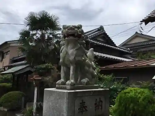 別雷神社稲荷神社の狛犬