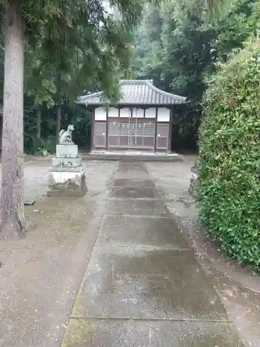 稲荷神社の本殿・本堂