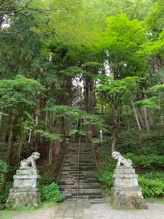 戸隠神社中社の狛犬