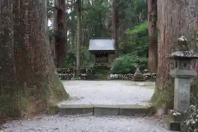 雄山神社中宮祈願殿(富山県)