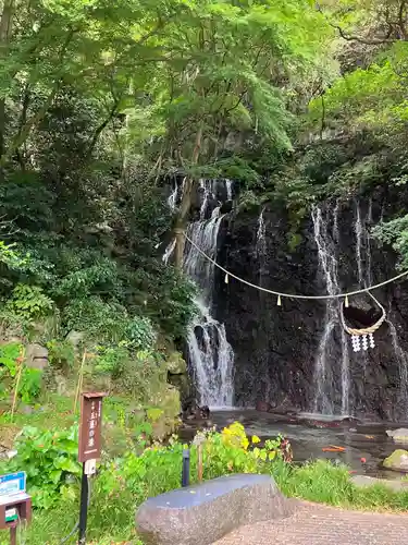 玉簾神社(神奈川県)