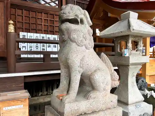 宮地嶽八幡神社の狛犬