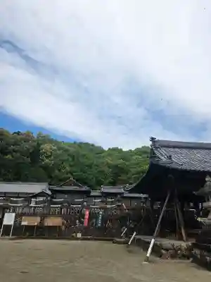 加佐美神社の{uncategorized: "未分類", other: "その他", undefined: "問題あり", building: "その他建物", grave: "お墓", sacred_gate: "鳥居", guardian: "狛犬", statue: "像", buddha: "仏像", history: "歴史", nature: "自然", garden: "庭園", animal: "動物", pagoda: "塔", temizu: "手水舎", mountain_gate: "山門・神門", sanctuary: "本殿・本堂", subordinate: "末社・摂社", art: "芸術", scenery: "景色", jizo: "地蔵", ema: "絵馬", goshuin: "御朱印", omikuji: "おみくじ", items: "授与品その他", amulet: "お守り", goshuincho: "御朱印帳", eats: "食事", festival: "お祭り", votive_dance: "神楽", shichigosan: "七五三参", wedding: "結婚式", experience: "体験その他", initially: "初詣", around: "周辺", anti_infection: "感染症対策"}