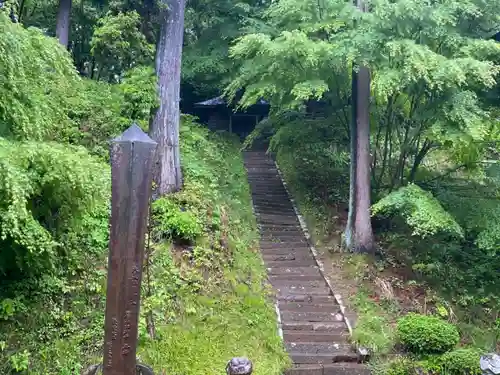 黒石寺の建物その他