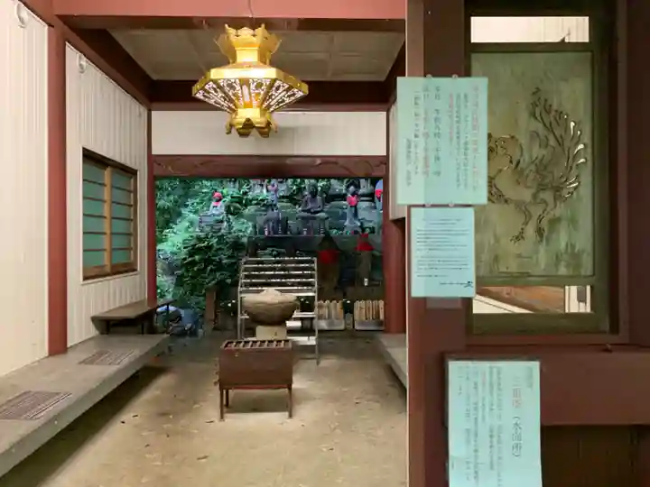奥之院(岩屋寺)の本殿・本堂