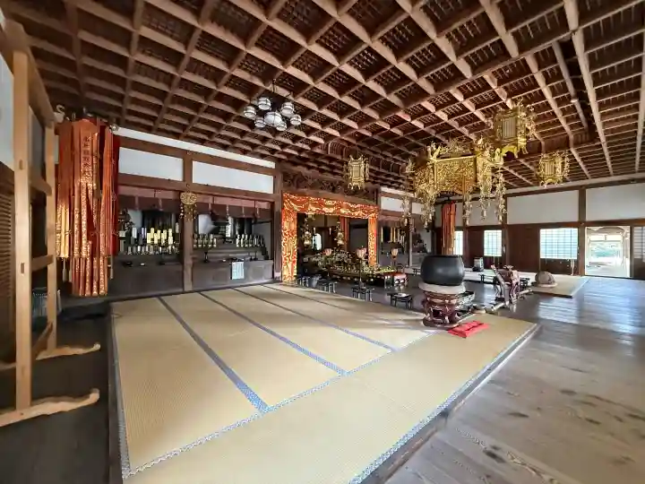 根来寺の{uncategorized: "未分類", other: "その他", undefined: "問題あり", building: "その他建物", grave: "お墓", sacred_gate: "鳥居", guardian: "狛犬", statue: "像", buddha: "仏像", history: "歴史", nature: "自然", garden: "庭園", animal: "動物", pagoda: "塔", temizu: "手水舎", mountain_gate: "山門・神門", sanctuary: "本殿・本堂", subordinate: "末社・摂社", art: "芸術", scenery: "景色", jizo: "地蔵", ema: "絵馬", goshuin: "御朱印", omikuji: "おみくじ", items: "授与品その他", amulet: "お守り", goshuincho: "御朱印帳", eats: "食事", festival: "お祭り", votive_dance: "神楽", shichigosan: "七五三参", wedding: "結婚式", experience: "体験その他", initially: "初詣", around: "周辺", anti_infection: "感染症対策"}