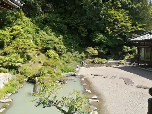 根来寺の庭園