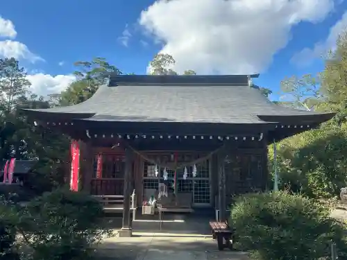 住吉神社の{uncategorized: "未分類", other: "その他", undefined: "問題あり", building: "その他建物", grave: "お墓", sacred_gate: "鳥居", guardian: "狛犬", statue: "像", buddha: "仏像", history: "歴史", nature: "自然", garden: "庭園", animal: "動物", pagoda: "塔", temizu: "手水舎", mountain_gate: "山門・神門", sanctuary: "本殿・本堂", subordinate: "末社・摂社", art: "芸術", scenery: "景色", jizo: "地蔵", ema: "絵馬", goshuin: "御朱印", omikuji: "おみくじ", items: "授与品その他", amulet: "お守り", goshuincho: "御朱印帳", eats: "食事", festival: "お祭り", votive_dance: "神楽", shichigosan: "七五三参", wedding: "結婚式", experience: "体験その他", initially: "初詣", around: "周辺", anti_infection: "感染症対策"}