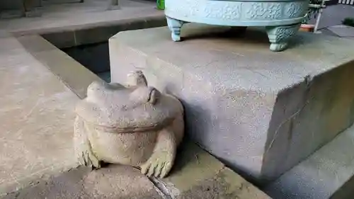 上高田氷川神社の狛犬