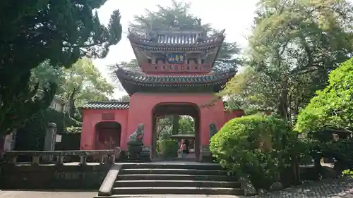 崇福寺の山門